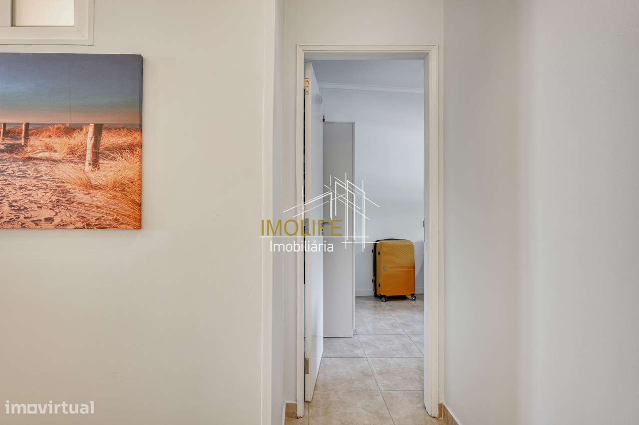 Apartamento T3 Remodelado na Rua Miguel Torga – Costa da Caparica-23