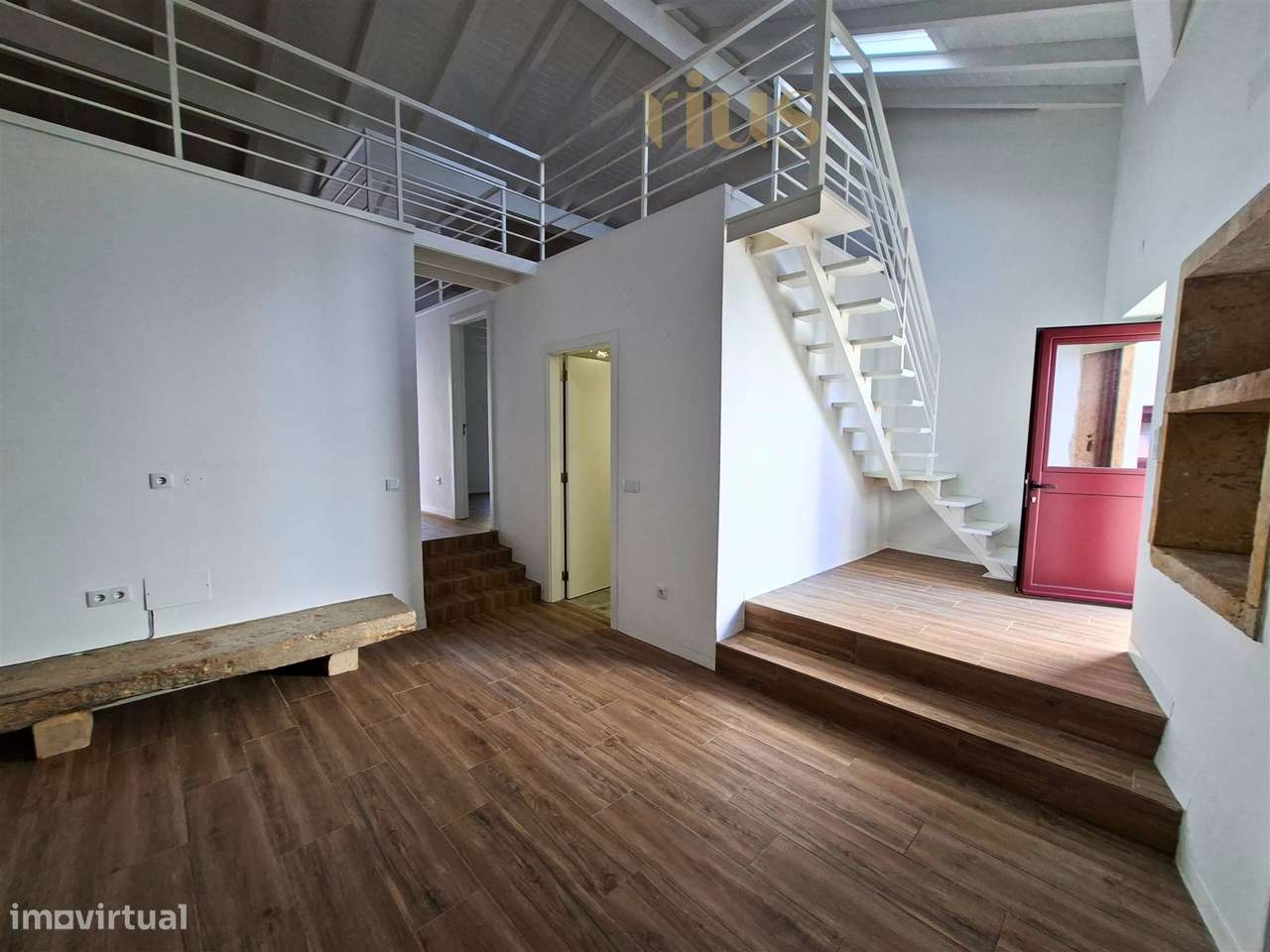 Moradia Térrea Remodelada em Tomar | 2 Quartos e Jardim-15