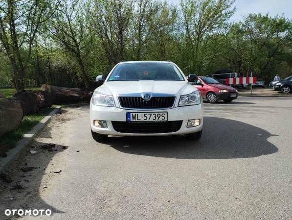 Skoda Octavia 1.6 TDI Ambiente - 14