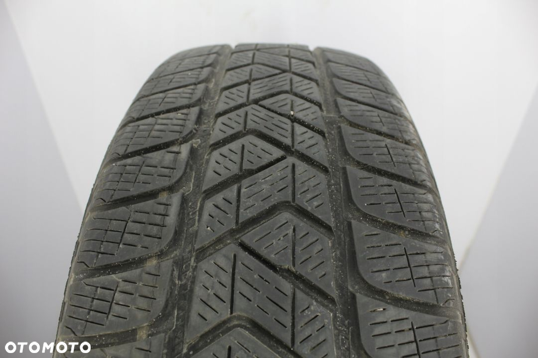 2x 215/65R17 opony zimowe Pirelli Scorpion 36835 - 3