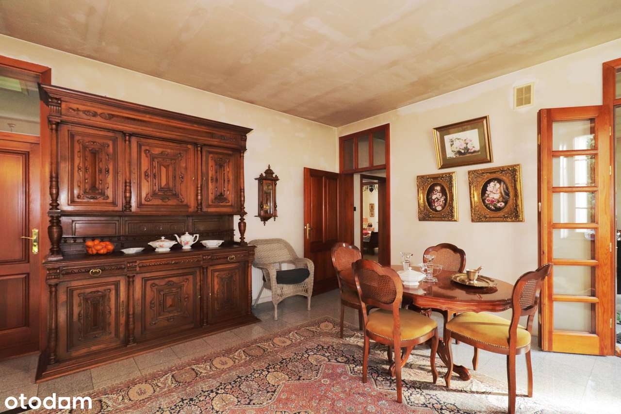 Dom w klasycznym stylu,  ogród, garaż dwustanowiskowy | Krężnica Jara-3