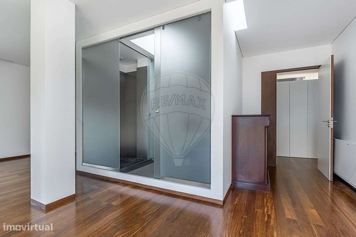 Moradia T4 para venda-28