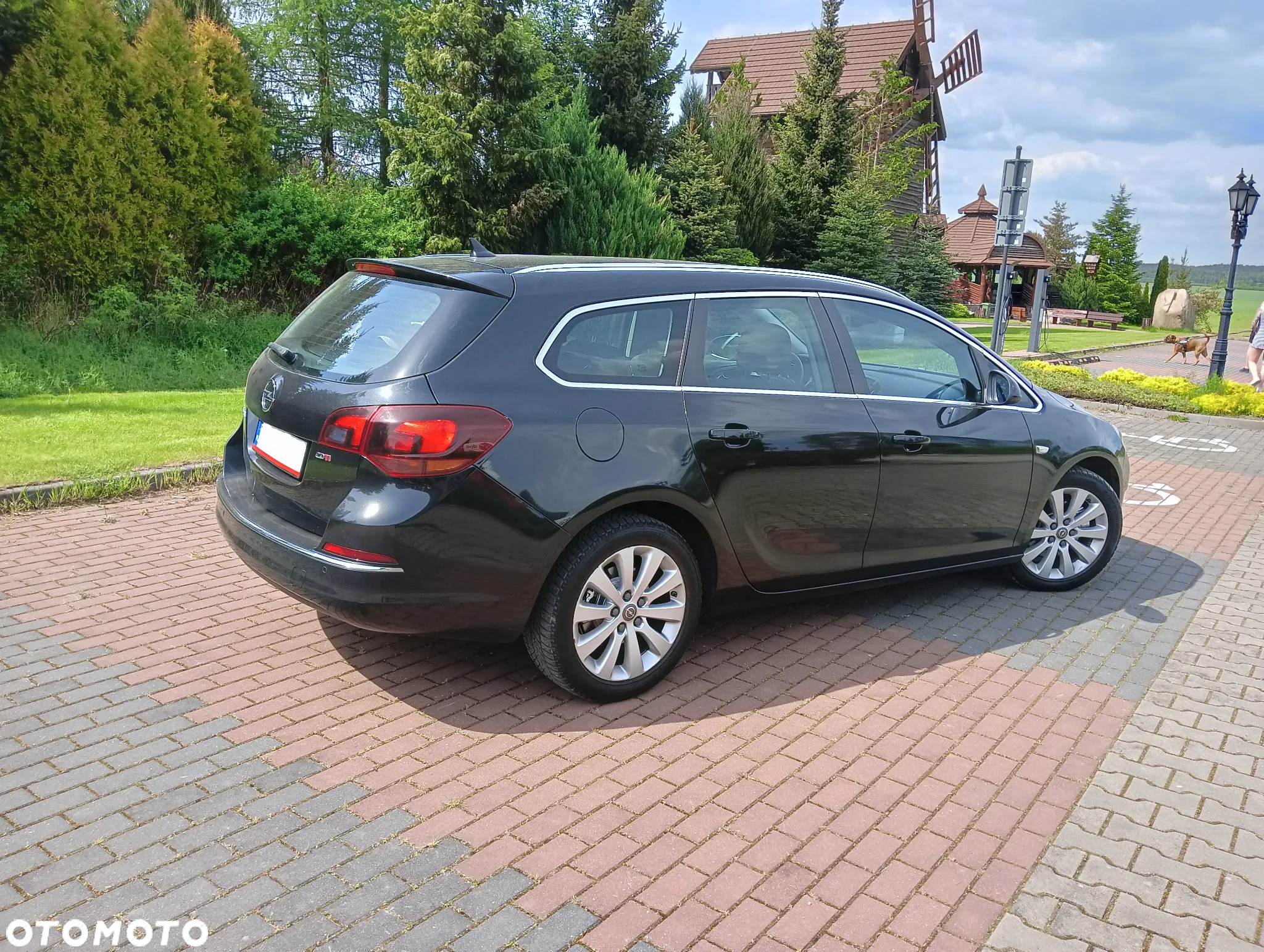 Opel Astra IV 1.6 CDTI Cosmo - 4