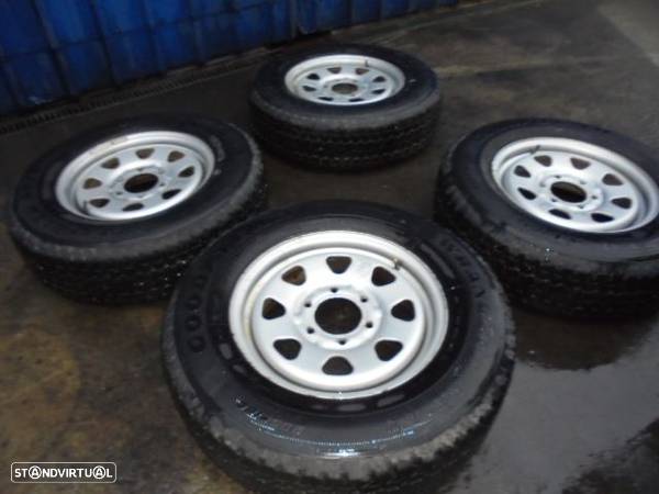 Jogo De Jantes Jgjant1148 NISSAN D22 PICK-UP FASE 2  2005 2.5 DCI VDI 4X4 135CV 2P CINZA 16X6j 6X114.3 104.8MM - 4