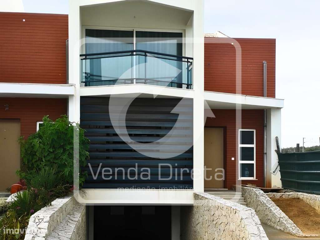 Moradia T3 em Condomínio Fechado | Quinta das Lagoas, Ferreiras - A...-0