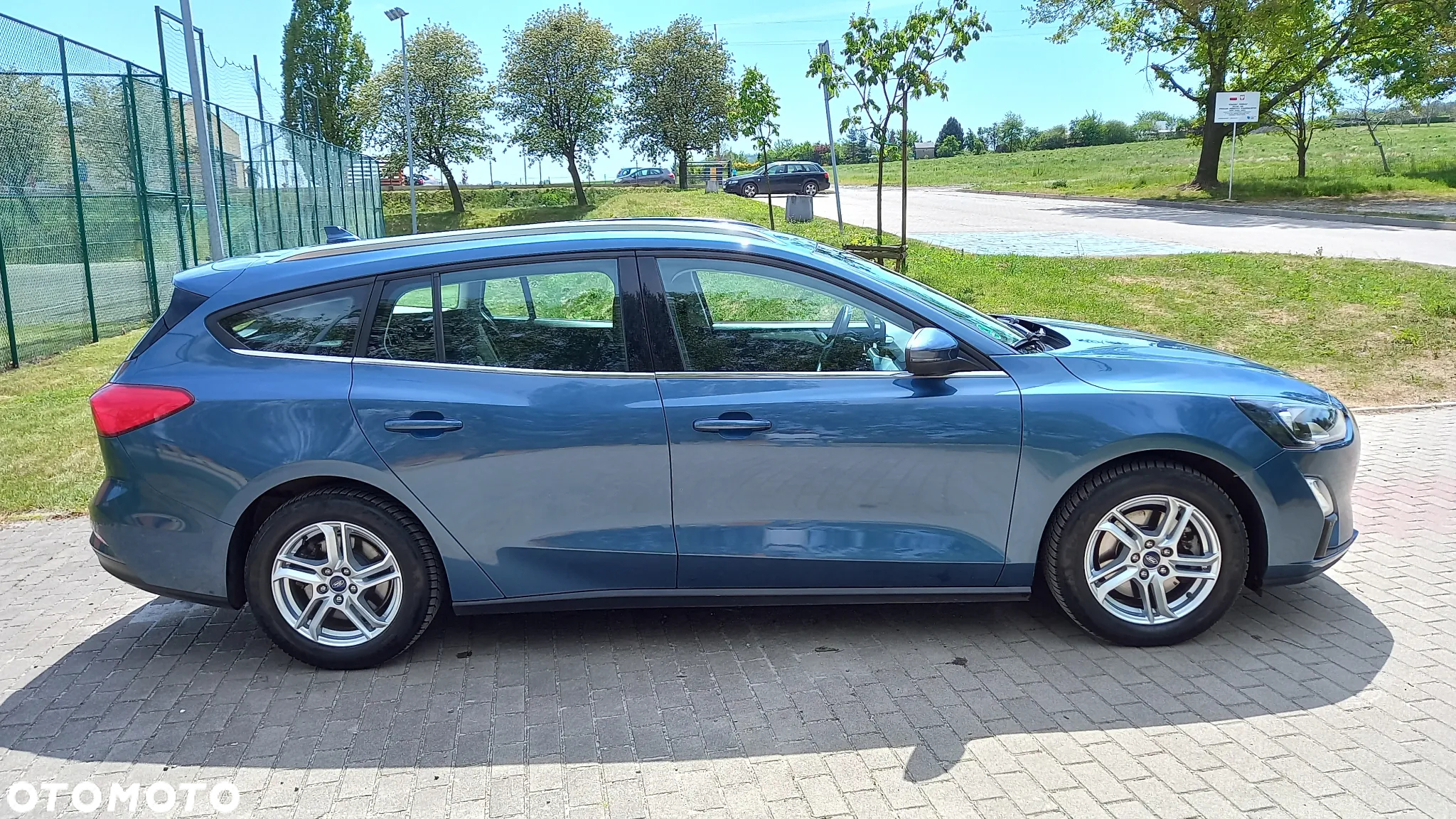 Ford Focus Turnier 1.5 EcoBlue Start-Stopp-System ACTIVE STYLE - 2