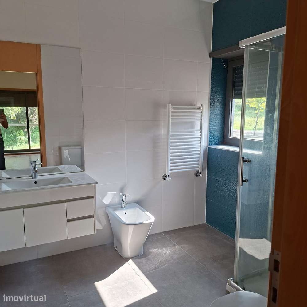 Apartamento T3 com Lugar Garagem-12