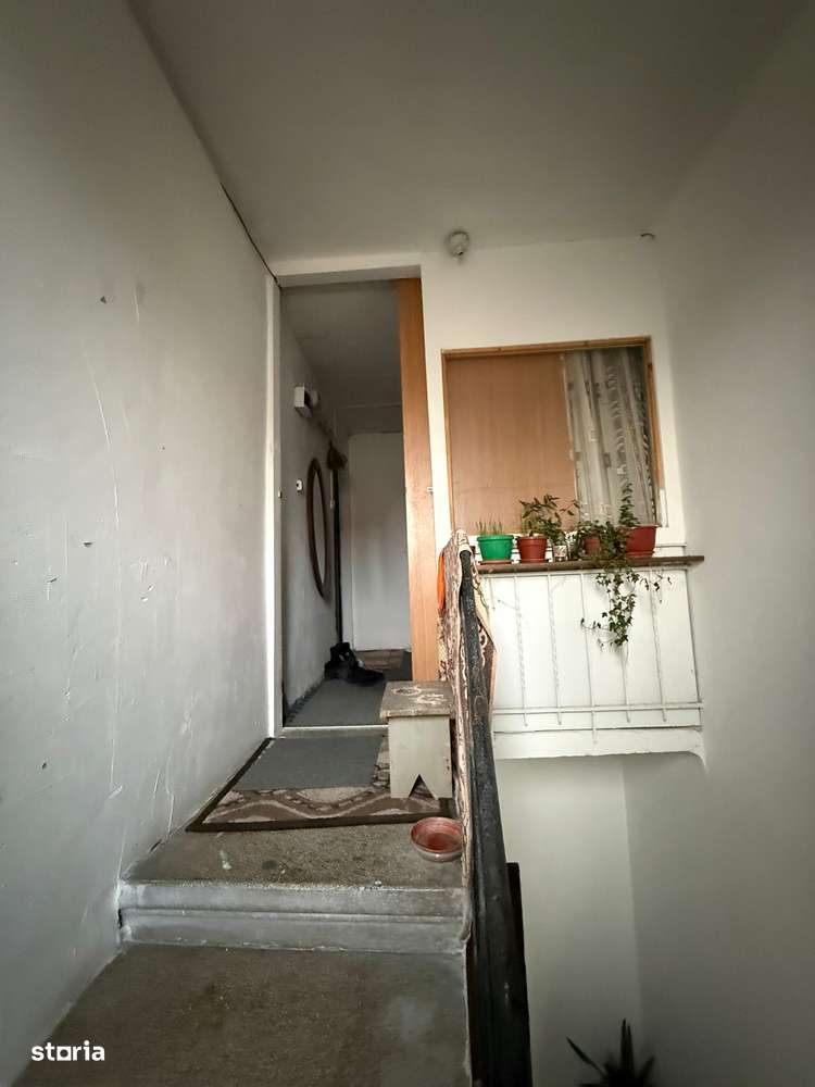 Garsoniera zona Plevnei-4