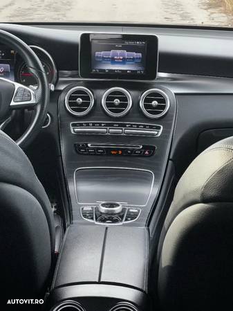 Mercedes-Benz GLC 220 d 4MATIC - 21