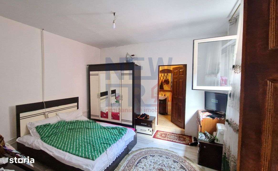 Casa in zona Andronache – 120 mp utili, 5 camere, curte libera de 30 - Imagine principală: 5/15