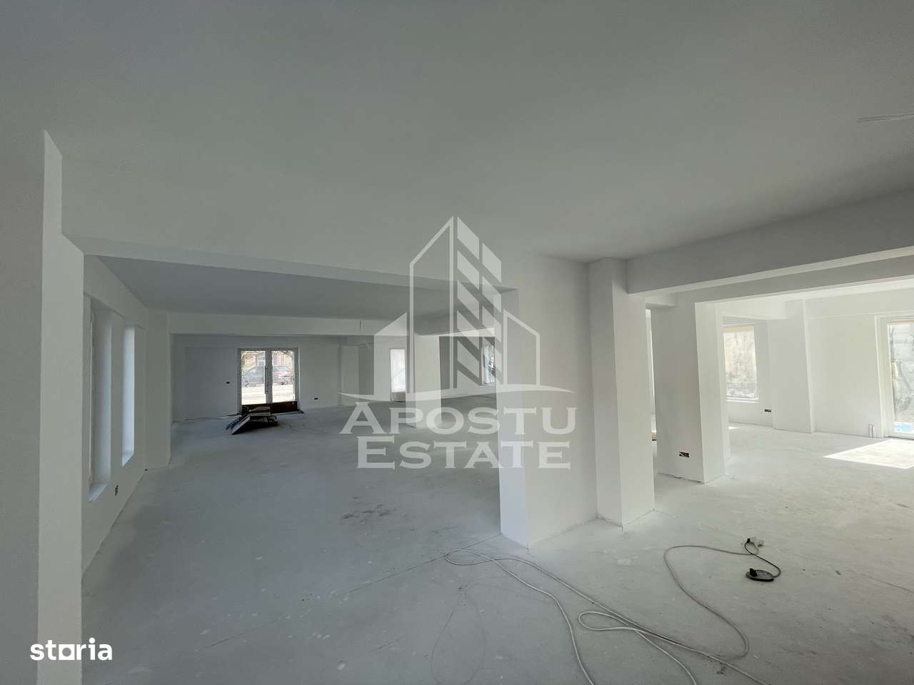 Spatiu comercial 238 mp, zona Lipovei , artera circulata - Imagine principală: 4/5