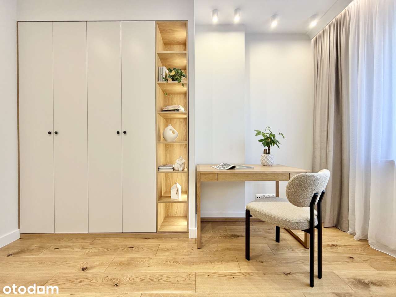 Komfortowy, wykończony apartament z garażem przy Rondzie Daszyńskiego-17