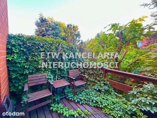 Klimatyczny dom w osiedlu Accord na Ursynowie-11