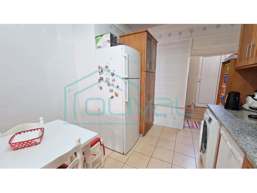 Moradia T6 centro de Samora Correia - Grande imagem: 2/31