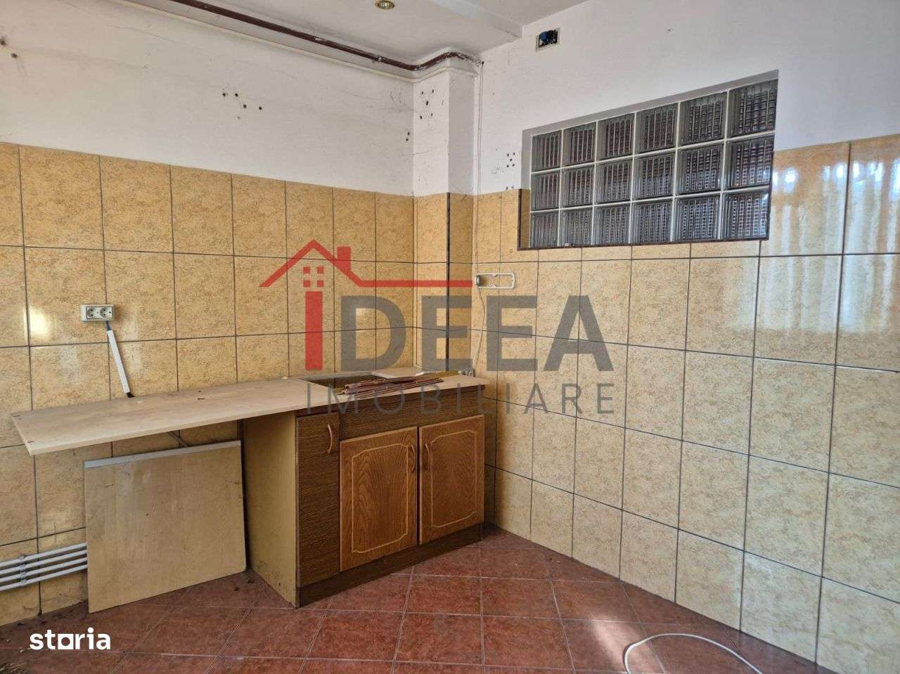 Apartament cu 4 camere și 2 băi, 78,5 mp, logie și boxă, Bld. Traian - Imagine principală: 4/13