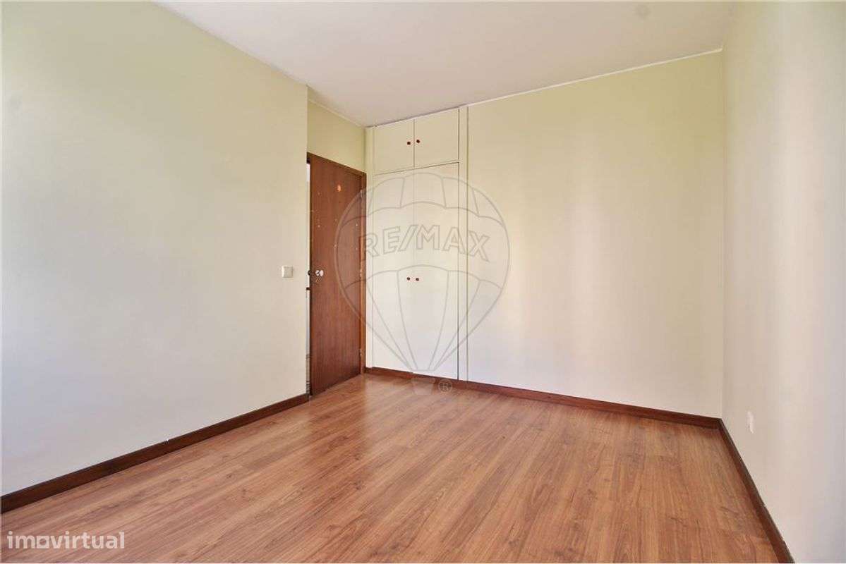 Moradia T3 - Quinta do Olho D´ Água - Esgueira-10