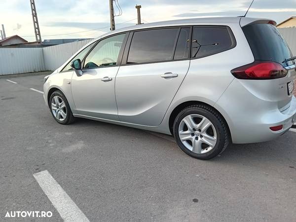 Opel Zafira - 5