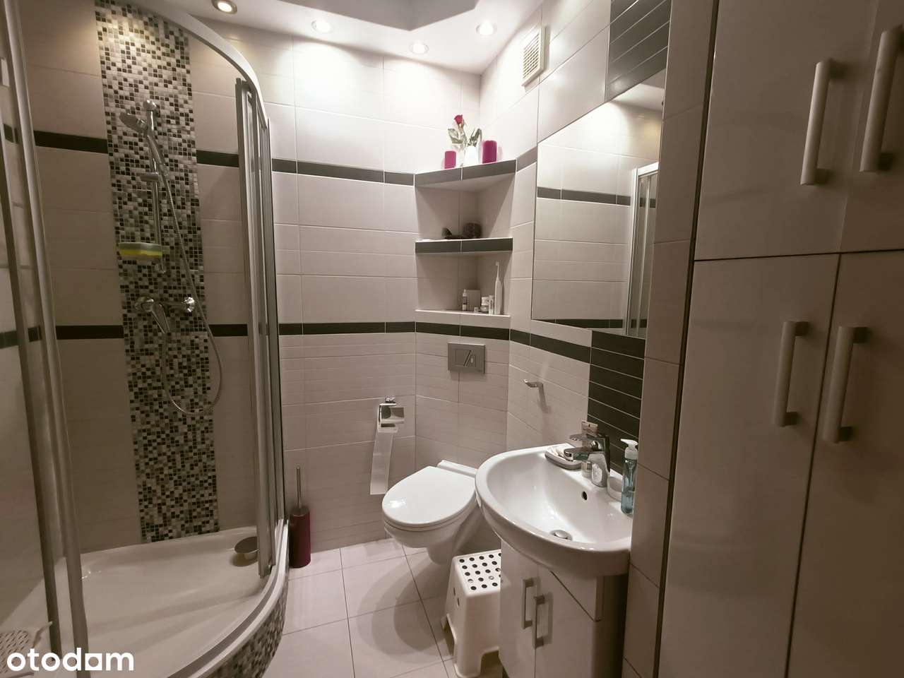 2 pokoje os.Lecha super lokalizacja 1 piętro-12