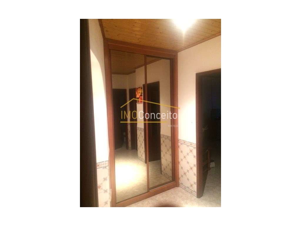 Andar de Moradia R/C T2 em Abrantes - Grande imagem: 4/13