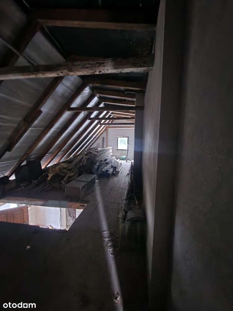 Dom z potencjałem tuż przy szlakach-7