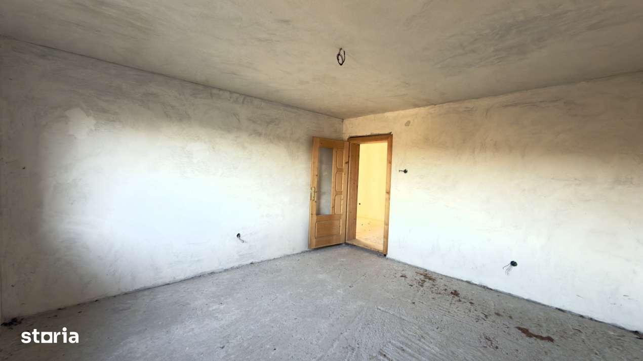 Casa generoasa cu teren de 1186 mp intravilan-Retevoiesti -Pietrosani--10