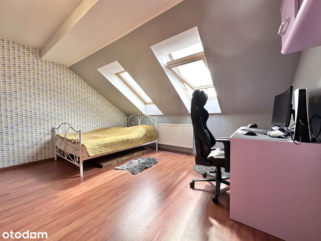 ZŁOTA PODKOWA  NOWOŚĆ, MIESZKANIE DWUPOZIOMOWE 5 POKOI-8