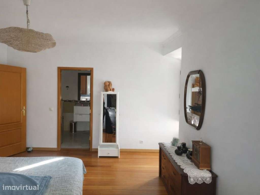 T3 Exclusivo Vista Tejo com Varanda - 140 m² | €2.750 - Grande imagem: 2/14