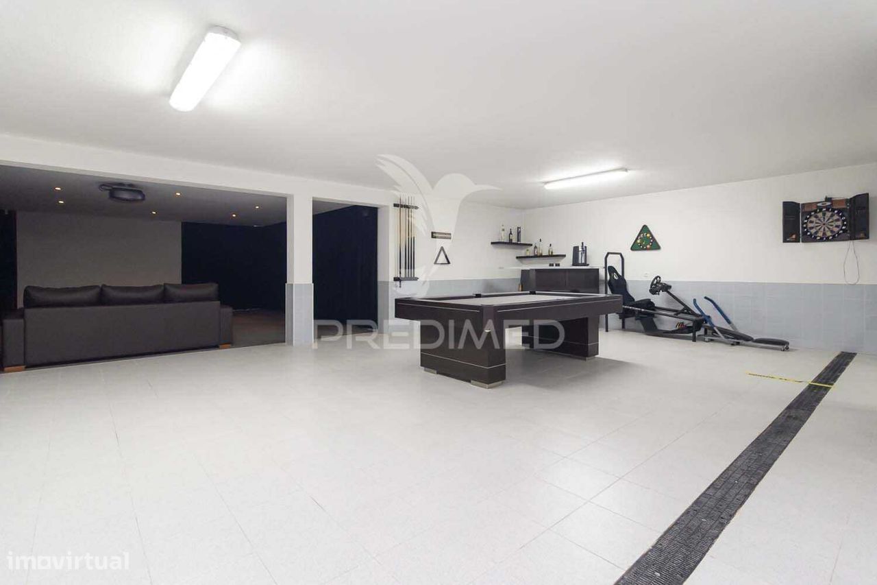 LUXUOSA Moradia T5 652M.2, piscina, home cinema, , mobilada EXCLUSIVO - Grande imagem: 1/29