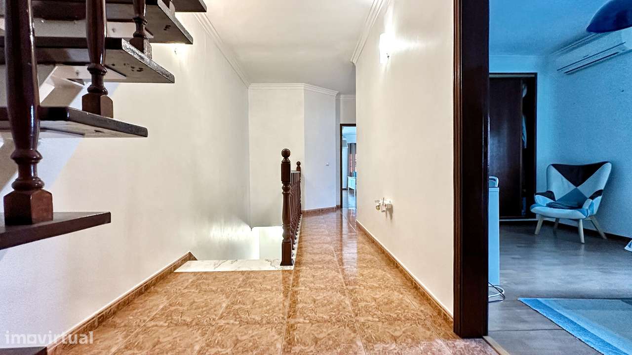 Moradia Geminada T4 – Quinta do Conde (Boa Água)-26