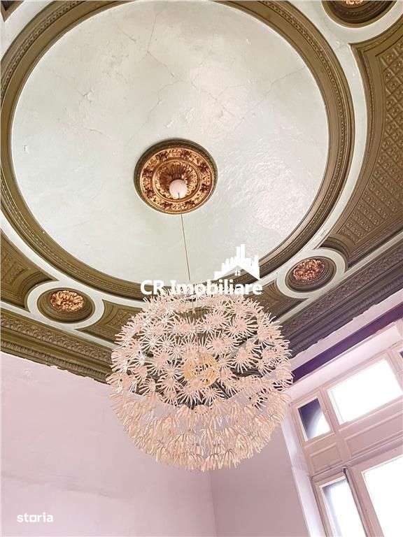 Vanzare vila Piata Universitatii - Imagine principală: 5/10