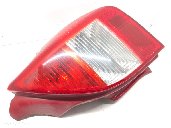 LAMPA PRAWY TYŁ CITROEN C2 (JM_) 2003 - 2017 1.4 54 kW [73 KM] benzyna 2003 - 2009 - 2