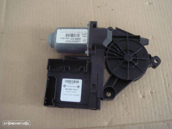 Motor De Elevador Fr Dta Volkswagen Golf V (1K1) - 1