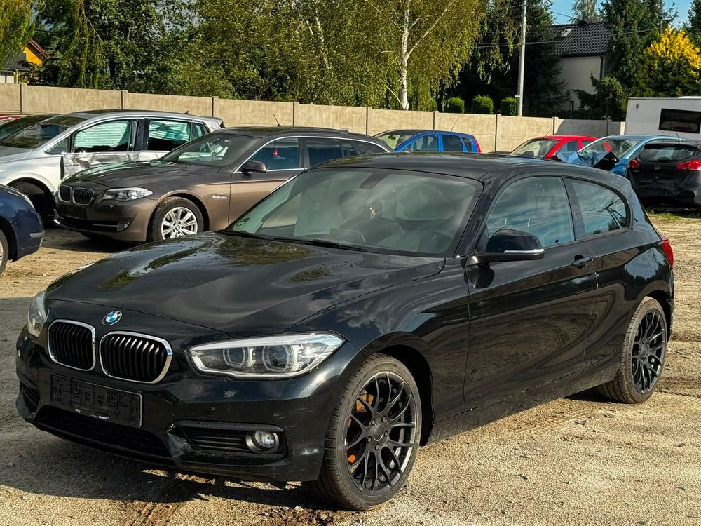 BMW 1 Series F20/F21 (2011-2019) 116i Edition Metropolitan 2015