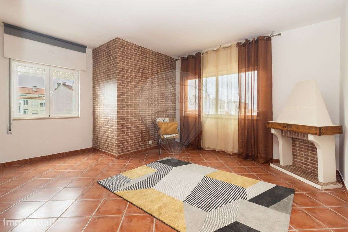 Apartamento T4 para venda - Grande imagem: 1/27