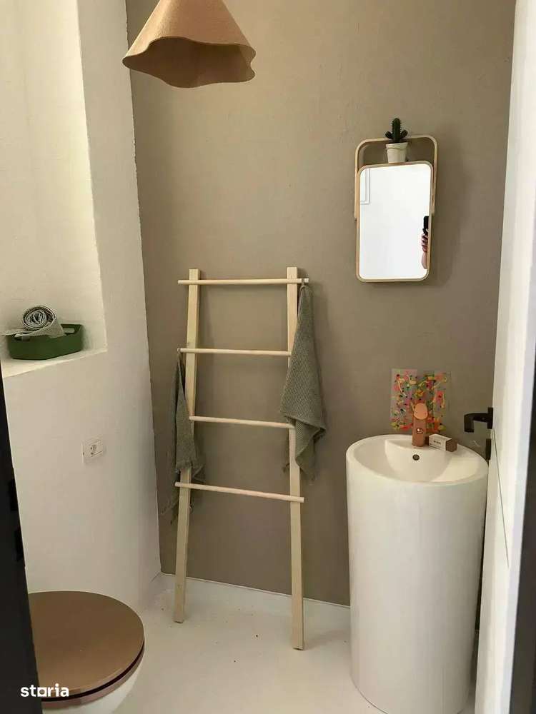 THERME - VILĂ ÎN STIL MEDITERANEAN – Comision 0 - Imagine principală: 5/12