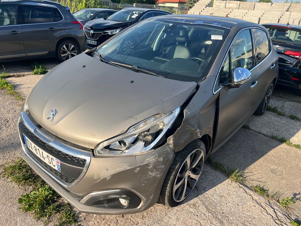 Peugeot 208 I (2012-2019) 2015