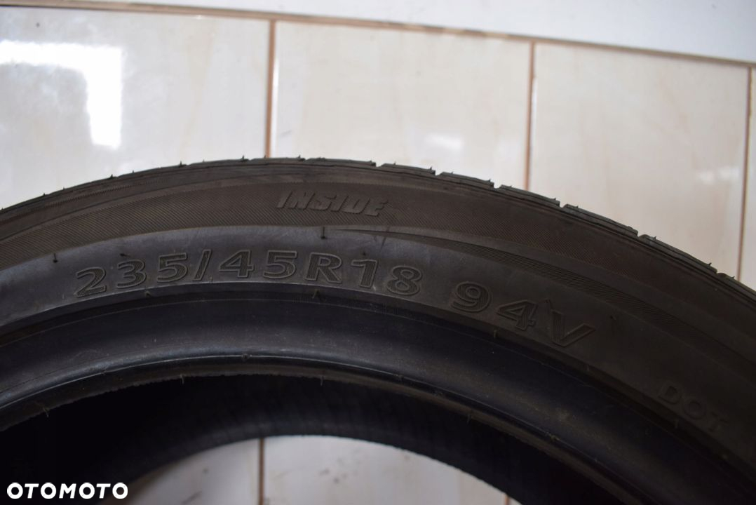 R18 235/45 94V Kumho Solus Harmony 2 - 3