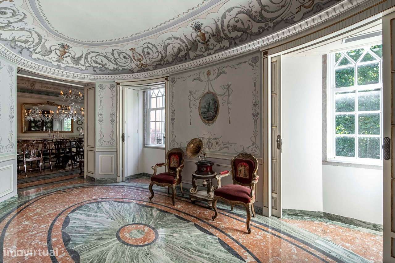 Palacete em excelente estado de conservação, Lisboa-36