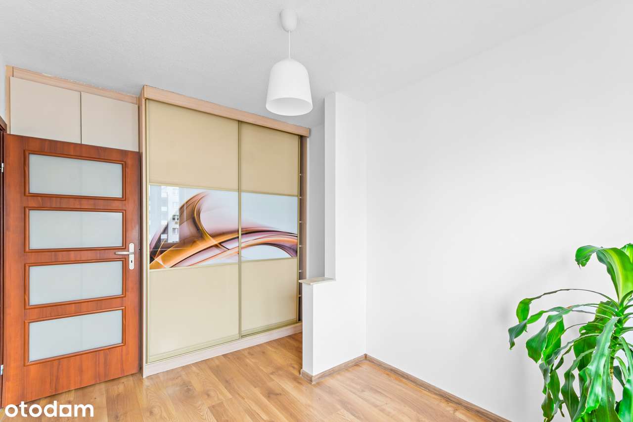 Słoneczne mieszaknie z balkonem do wejscia 3 komórki lokatorskie Klima-9