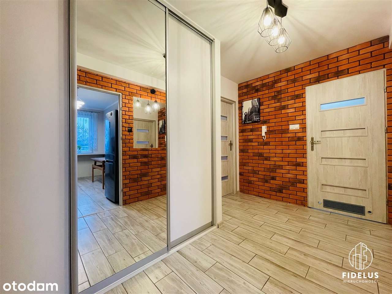 2 pokoje w sercu Tychów – mieszkanie z potencjałe-3