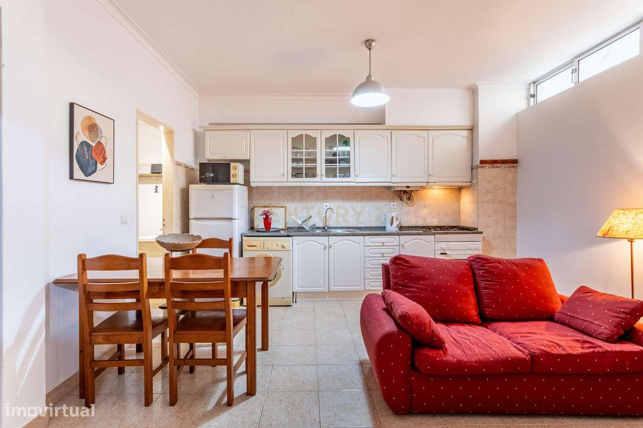 Atelier Transformado em T1 em Sacavém - Grande imagem: 5/19