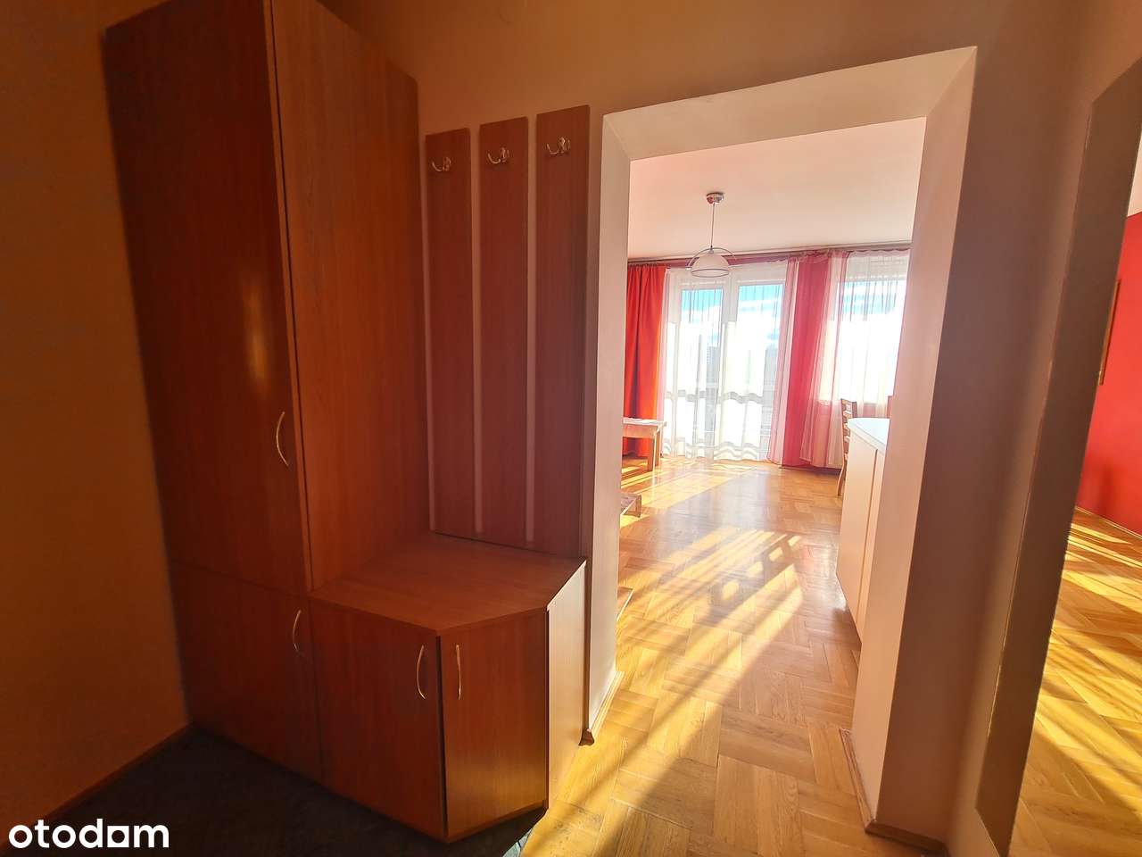 Bronowice - widokowe z balkonem i komórką lokatorską. Teren ogrodzony-4