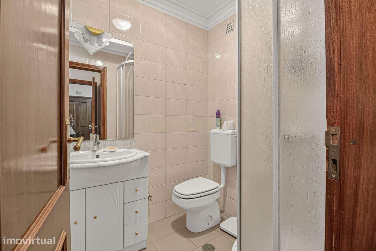 Fantástico APARTAMENTO T3 no #CENTRO de# BRAGANÇA!!!- AVENIDA SÁ CARNE-10