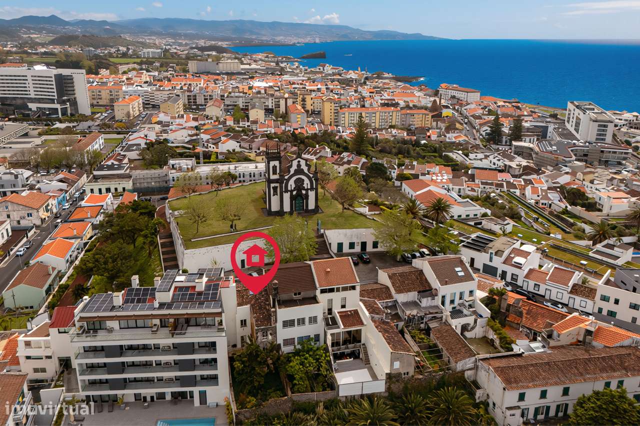Moradia no Alto da Mãe de Deus – Ponta Delgada-3