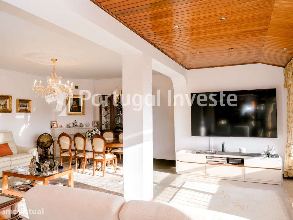 Excepcional apartamento de 4 assoalhadas na Cova da Piedade - Almada - Grande imagem: 2/37