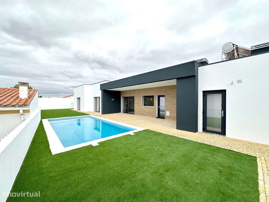 Moradia T4 Térrea a Venda em Azeitão - Grande imagem: 2/44