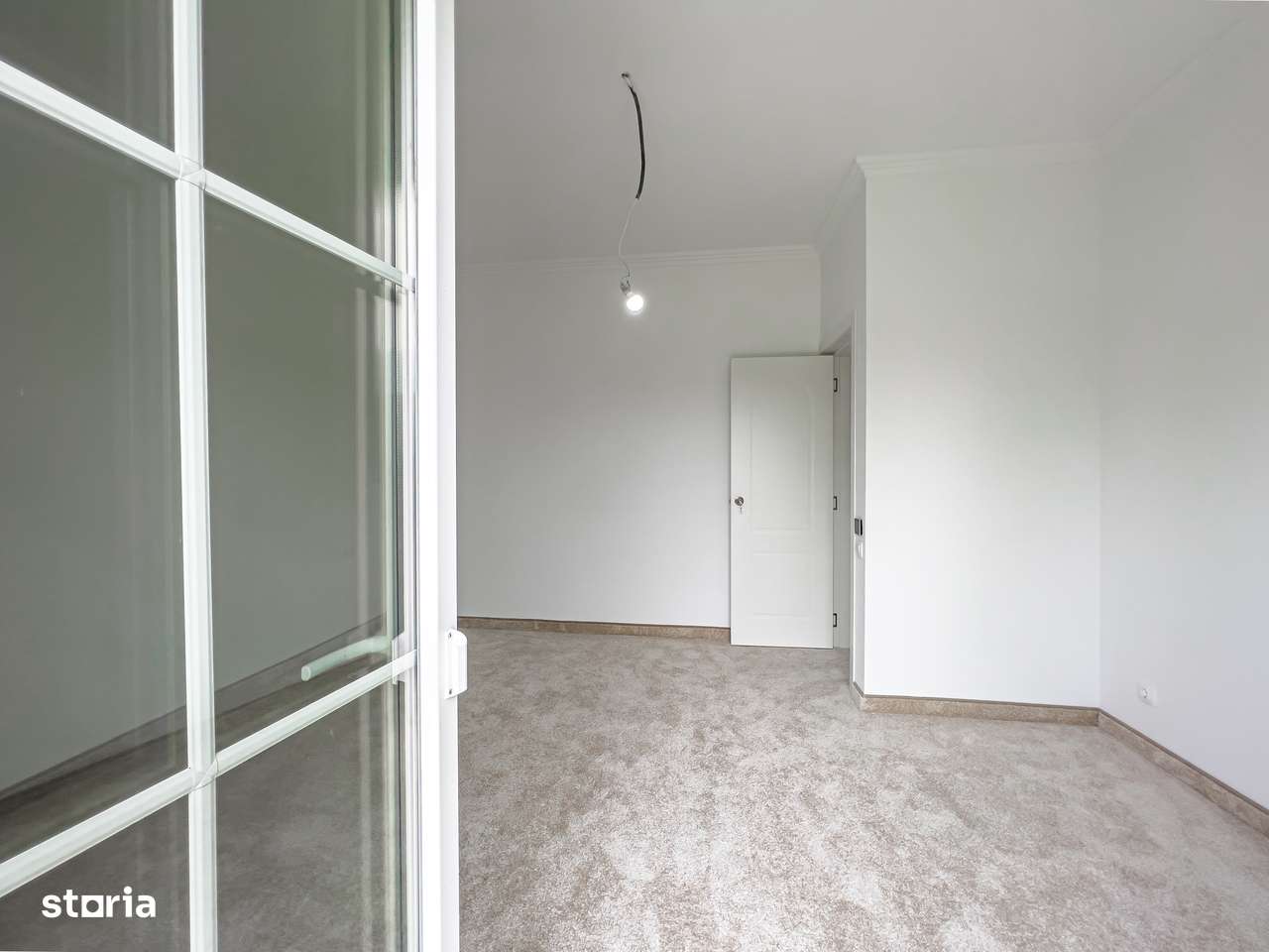 Vilă premium contemporană, finalizată în 2023 – design rafinat-15