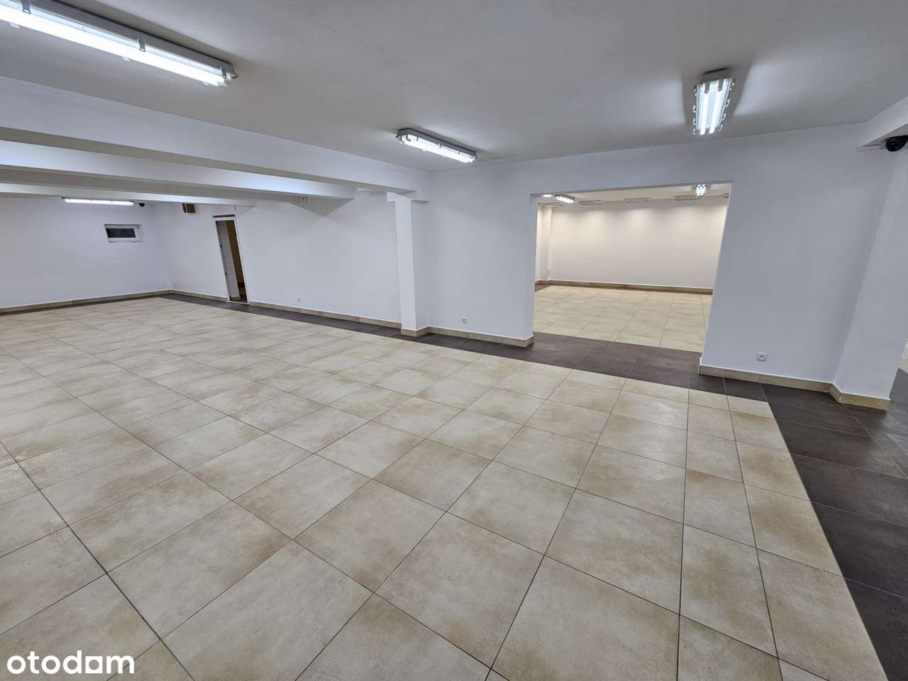 Lokal handlowo-usługowy przy ul Wańkowicza 7 z parkingiem i mediami - Pełny obrazek: 4/4