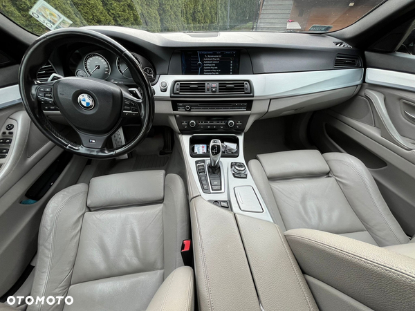 BMW Seria 5 535d xDrive - 24