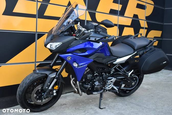 Yamaha MT - 6